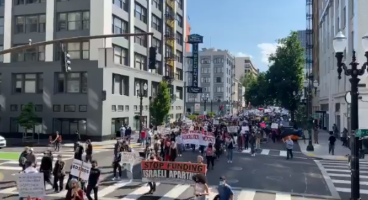 人群集中波特兰市中心，要求结束占领加沙