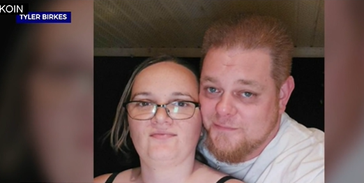 打了疫苗的她，感染新冠不让住院，进去就死了