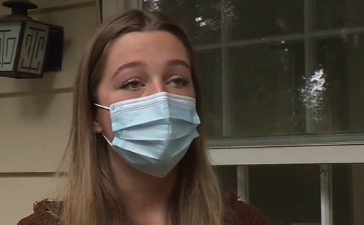 居家少女遭遇“疯男”撞门，法庭不起诉