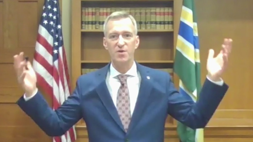 波特兰市长寻求在未来三年增加300名警察