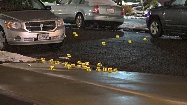 天寒地冰，东北波特兰酒吧外射击100发子弹