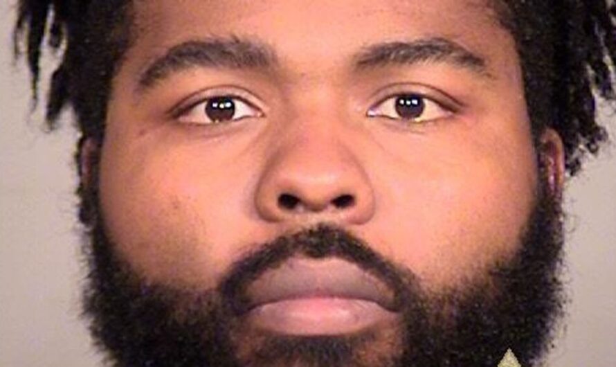 入室杀害亚裔的黑人，被判“无期徒刑”