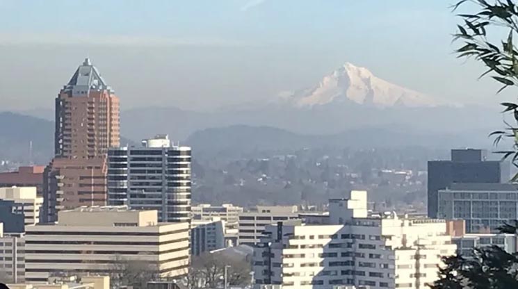 用脚投票，摩特诺玛县减少1.2万人