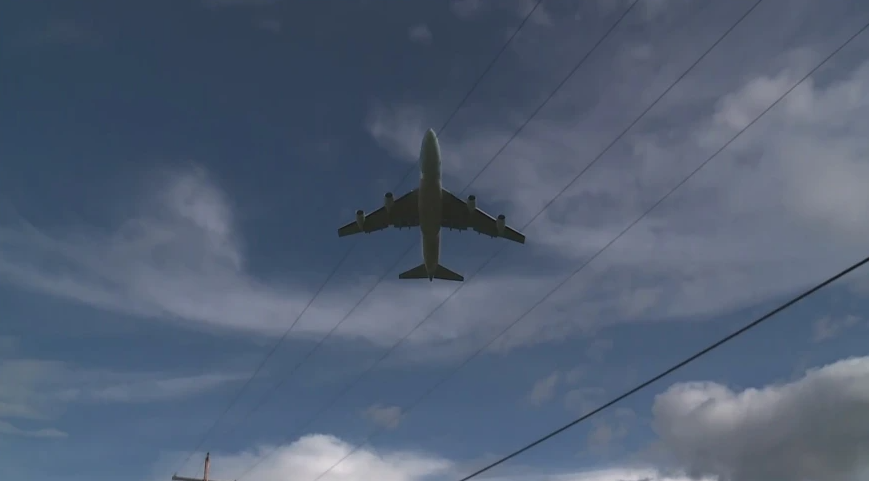 拜登总统离开波特兰了！   去了华盛顿州