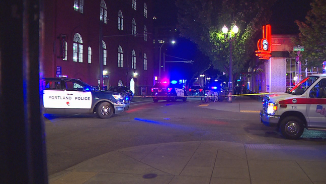 抢劫新花样，波特兰一男子持剑抢劫并袭警