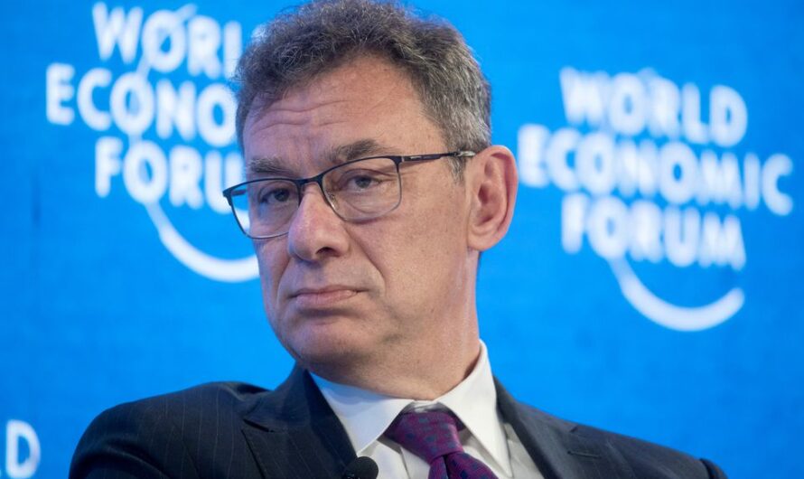 辉瑞老总第二次感染新冠病毒！