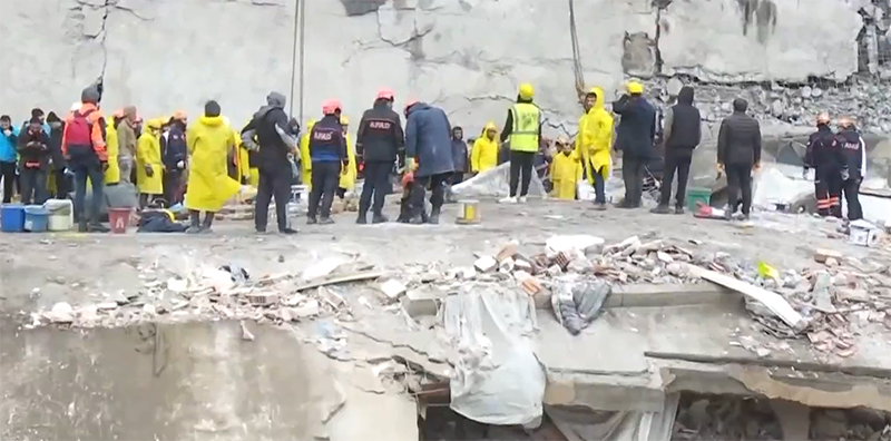 土耳其叙利亚地震死亡超1.2万，救援渺茫