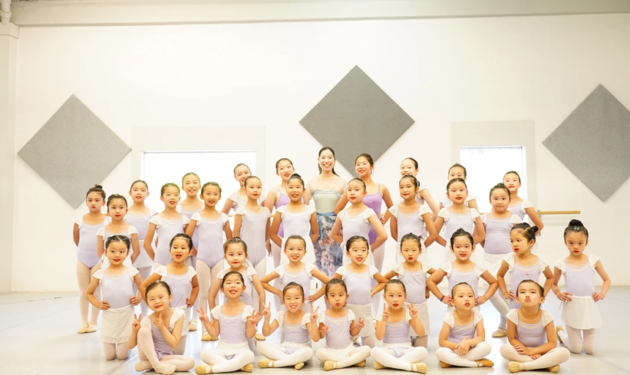 波村舞蹈界掀中国风潮，专业民族舞展现东方魅力，绽放缤纷色彩！