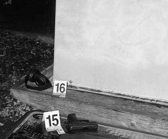 205购物中心枪击事件更新，一名零元购被打死！