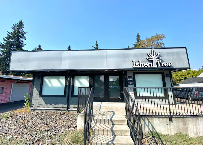 波特兰1小时内三大麻药房一餐馆遭遇打劫，赚钱过节！