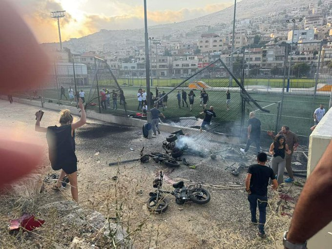戈兰高地至少 11 人死亡，其中包括儿童，以色列指责真主党发动火箭弹袭击