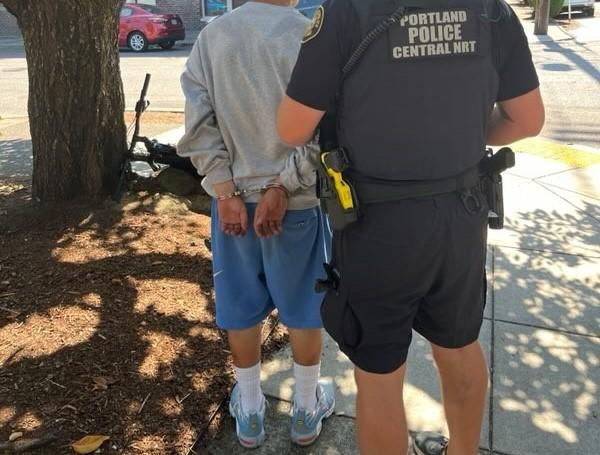 商店盗窃行动在波特兰市中心又抓获了 17 人！