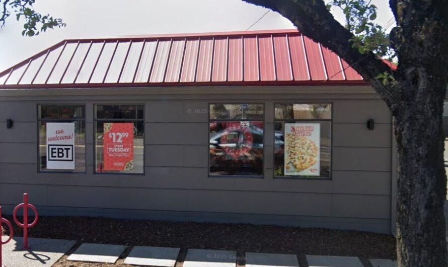 美国穷人得救！特朗普宣布粮食卡福利发一半钱！