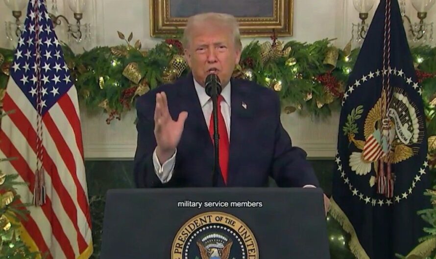 特朗普向每位士兵派1776美元！你们没有！